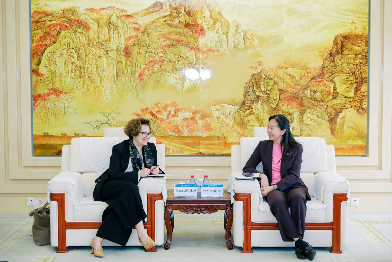 意大利威尼斯大学校长一行访问上外