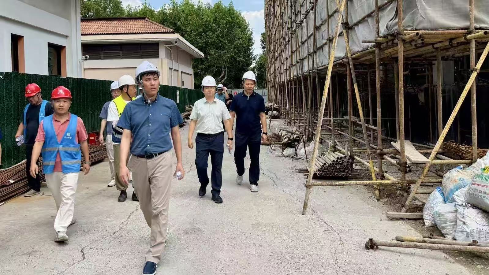 上海外国语大学开展暑假前校园安全专项检查