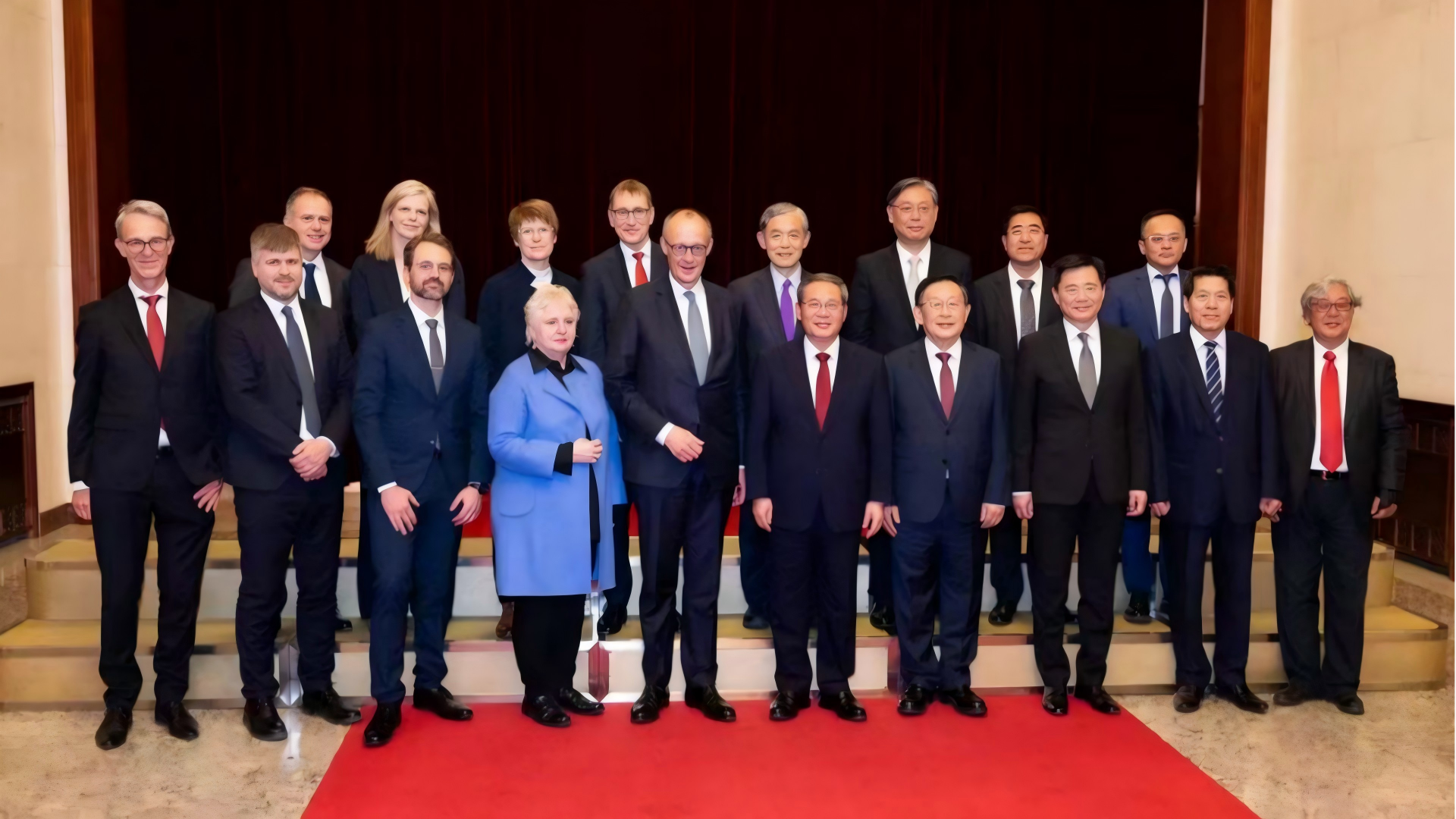 姜锋参加中德对话论坛及默茨总理访华相关活动，围绕中德战略认知和定位开展交流